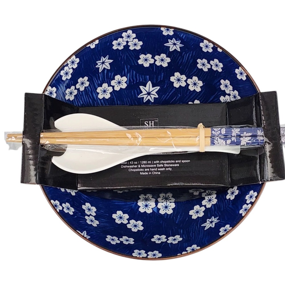 SH Home Blue Floral Ceramic‎ Ramen Noodle Bowl 43oz With Chopsticks And Spoons